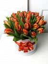 51 peony tulips in a hat box photo 3