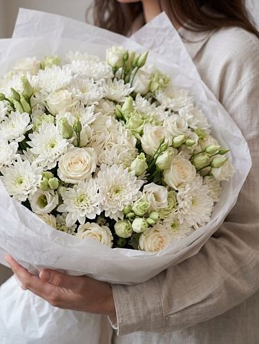 Bouquet White Lisianthus Cloud